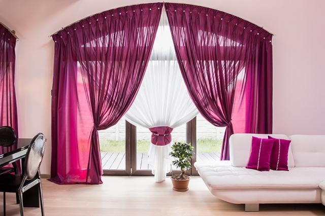 Window Decorating Ways Sure To Amazing You